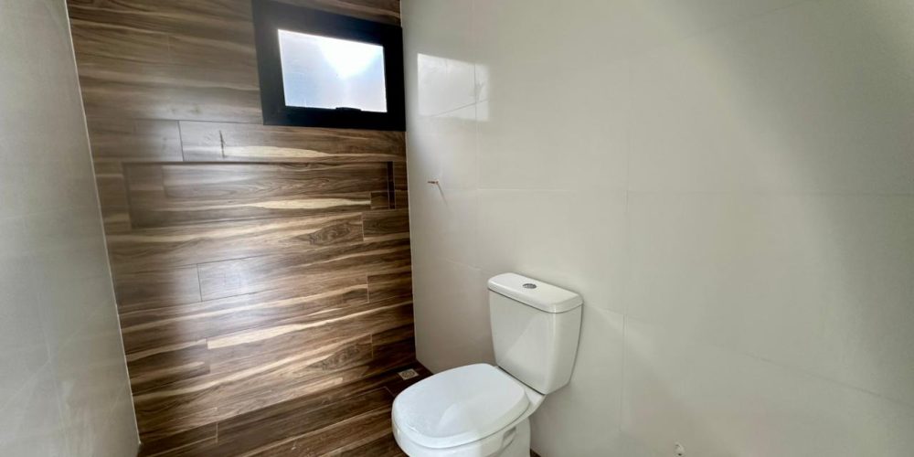 WhatsApp Image 2026-04-20 at 15.32.43 (4)